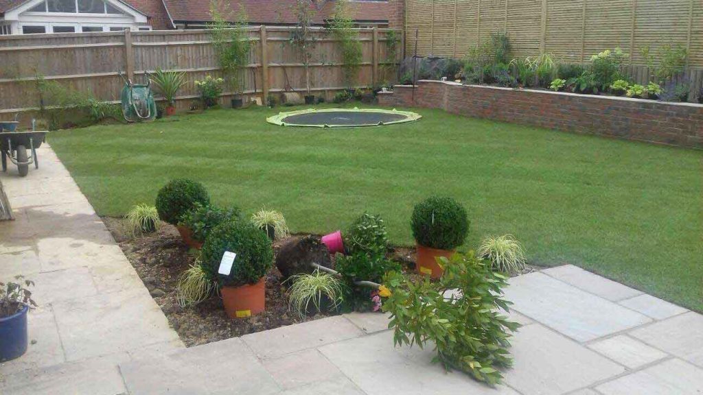 Final touches - Garden makeover set 1 picture 7