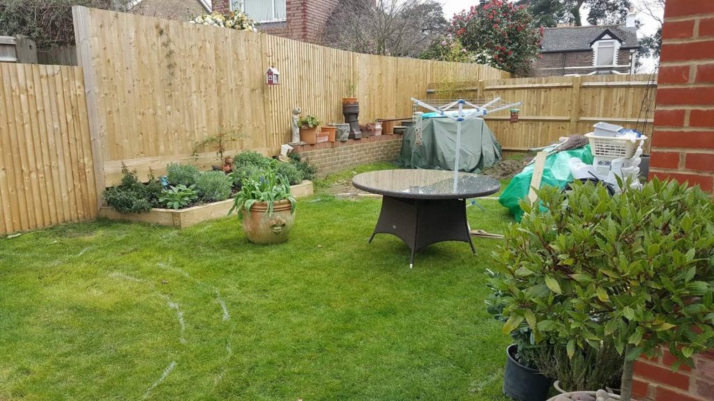 Before - Garden makeover set 5 picture 1