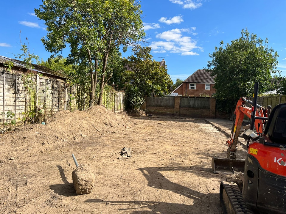 Bare Garden makeover original